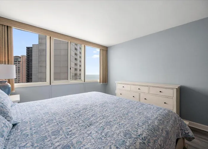 Holiday home 2 Bedroom Oceanfront In Desired Quay Building Ocean City