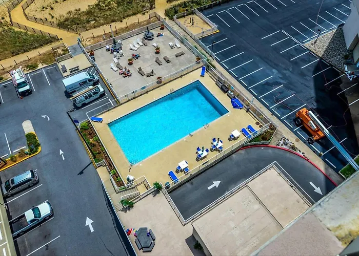 2 Bedroom Oceanfront In Desired Quay Building * Ocean City